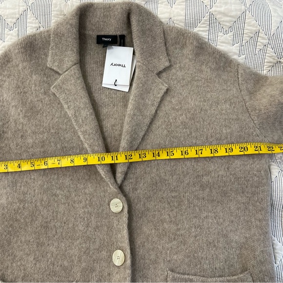 THEORY 
Melisandre Wool-Blend Coat - Beige - Picture 14 of 15
